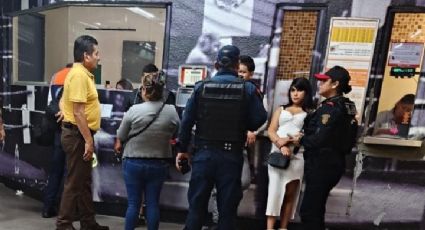 Evitan tragedia: Policías evitan que mujer se tire a las vías del Metro en Garibaldi