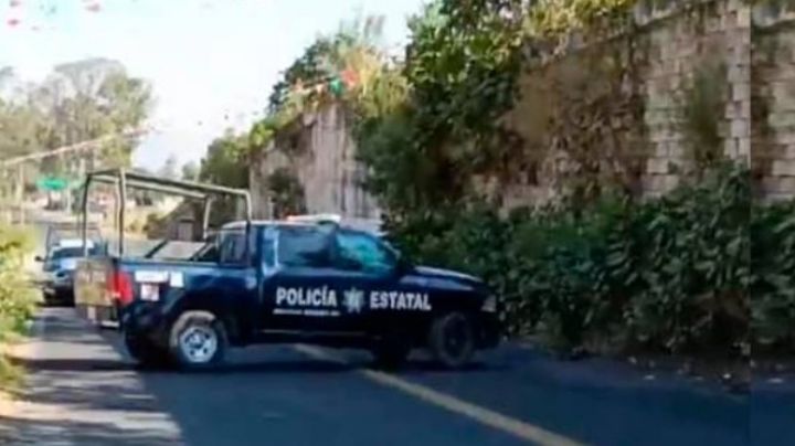 Macabro Hallazgo: Localizan cuerpo encobijado en la México-Cuautla; tenía el tiro de gracia