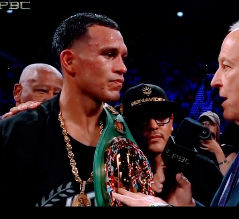 Benavidez busca al 'Canelo', no lo deja escapar