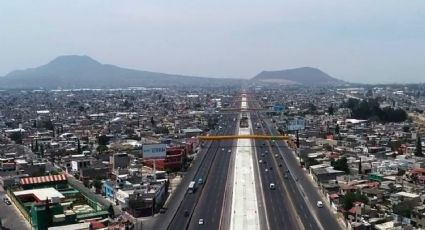 Caos en la autopista México-Puebla por volcadura de tráiler con dirección a la CDMX