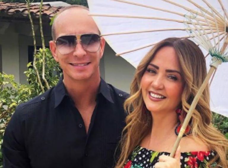 Andrea Legarreta manda mensaje de amor a su padre