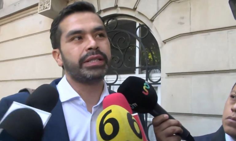 Jorge Máynez vota en CDMX