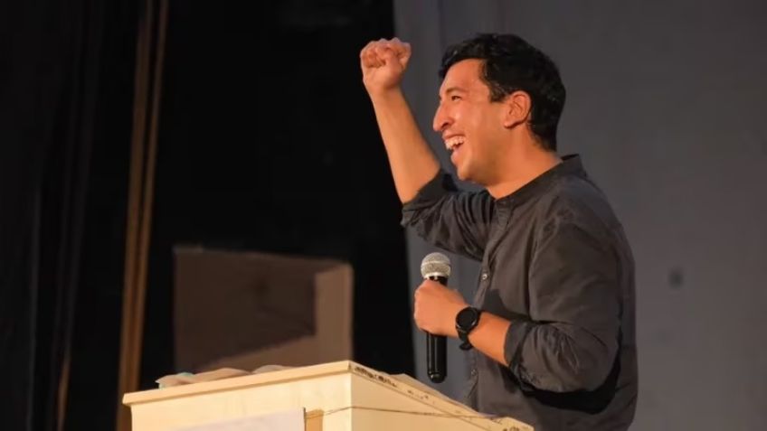 Pedro Kumamoto recibe rechiflas al acudir a votar y culpa a Movimiento Ciudadano