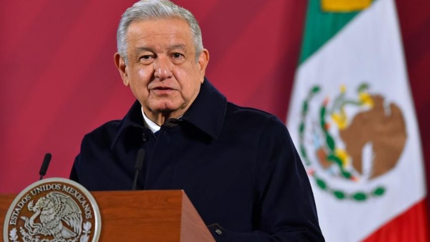 AMLO envía abrazo a gobernador de BCS tras intenso accidente aéreo; sale ileso