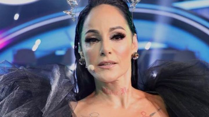 Lola Cortés abandona 'La Granja VIP' y ya tendrían listo a su reemplazo; pagaría multa de 50mp