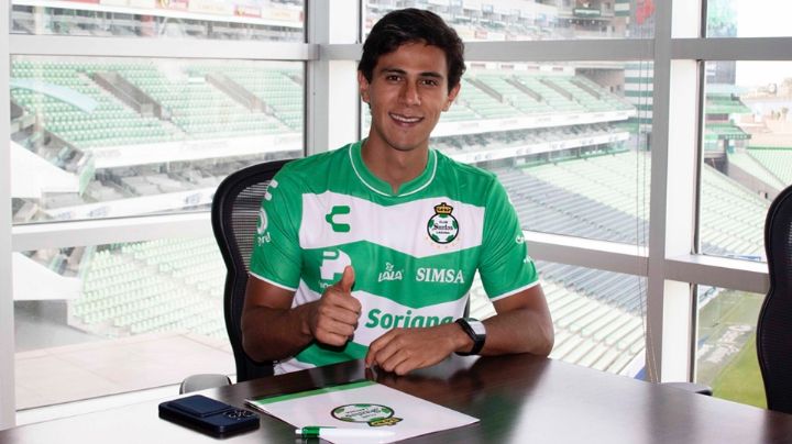 Adiós a Chivas: José Juan Macías es presentado oficialmente por Club Santos Laguna