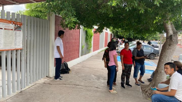 Ciudad Obregón: Toman padres de familia CAM número 52