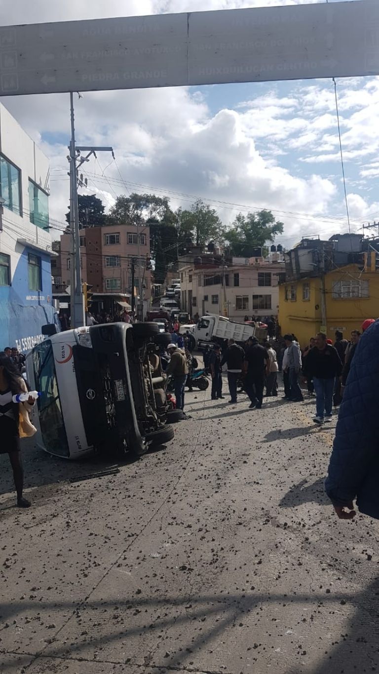 Fuerte accidente en Huixquilucan