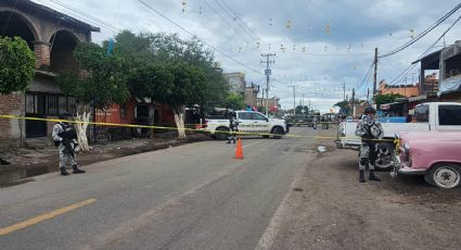 Sicarios perforan a balazos a hombre fuera de un taller mecánico en Salamanca