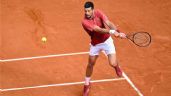 Foto ilustrativa de la nota titulada Djokovic decide operarse la rodilla, con la mira en el único título que le falta en su carrera