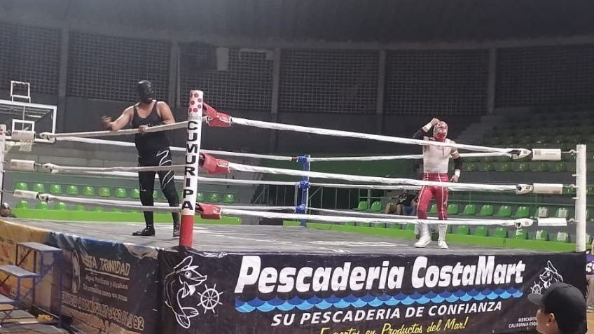 Todo un éxito función de lucha libre en homenaje al gran Javy Cortez en Ciudad Obregón