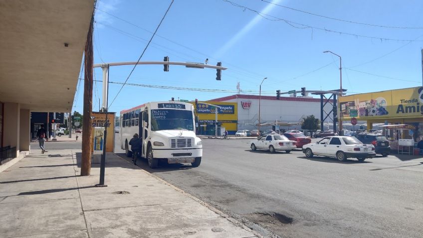 Ciudad Obregón: Usuarios de transporte público urgen el servicio con aire acondicionado