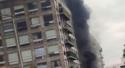 Incendio en Circuito Interior genera caos en Azcapotzalco; bomberos trabajan en la zona