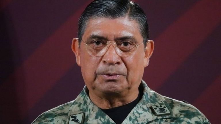 En la imagen, el titular de la Sedena. Foto: Twitter