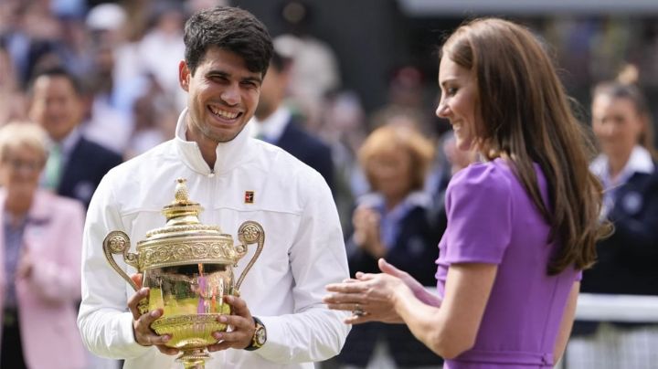Y sigue siendo el rey; Alcaraz se impone a Djokovic en la final de Wimbledon