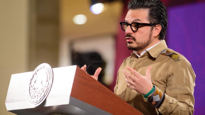 Nuevo contingente de médicos cubanos en México desata polémica; llegan 2,700