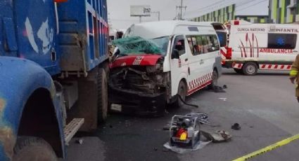 Fatídico accidente: Un muerto y 14 heridos tras choque de combi en Tultitlán