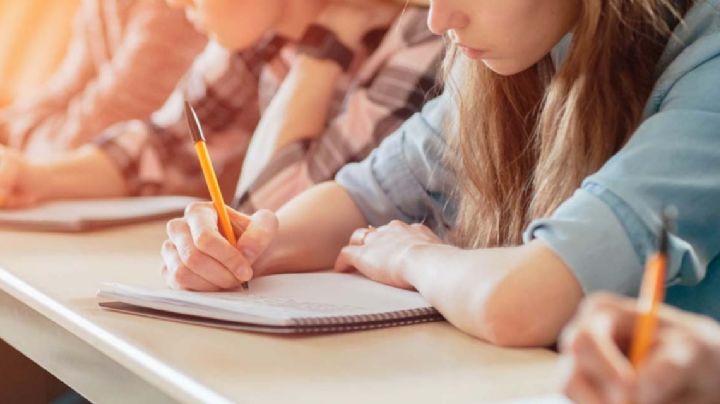 Mujeres con Bienestar abren registro para cursar prepa y licenciatura ¡GRATIS!