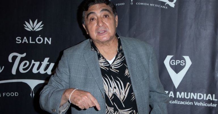 Carlos Bonavides en la ruina súplica por trabajo y comparte dura noticia