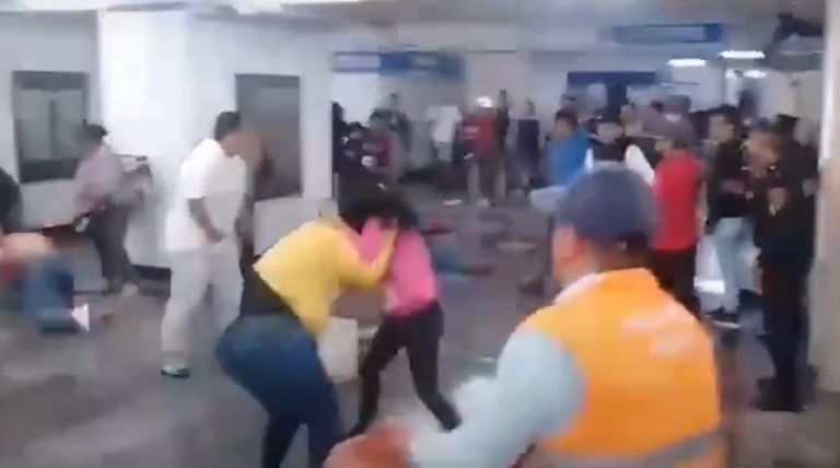 Pelea en Metro Hidalgo