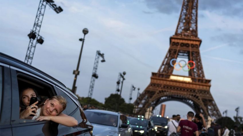 ¡Como niños! París emociona a los atletas que compiten en los Juegos Olímpicos