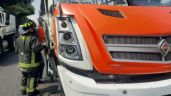 Foto ilustrativa de la nota titulada Fuerte accidente: Camiones de transporte público chocan por echar carreras en CDMX
