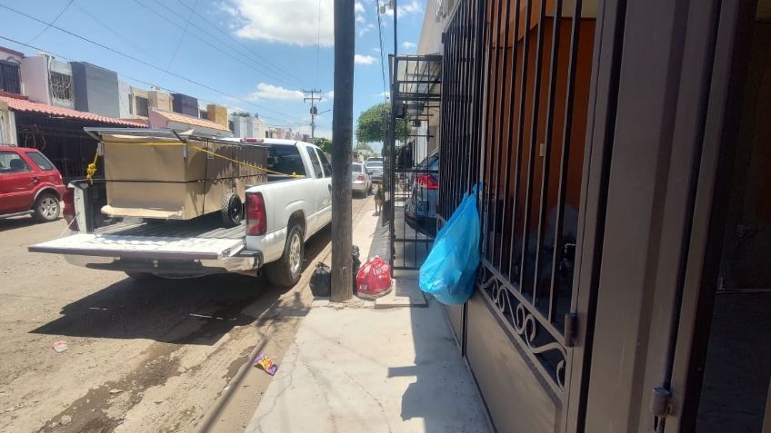 Ciudad Obregón ‘camina’ a ser una ciudad antipeatones; invasión de banquetas continúa