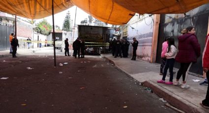 Imágenes fuertes: Matan a golpes a hombre y luego incendian su cuerpo en Coyoacán