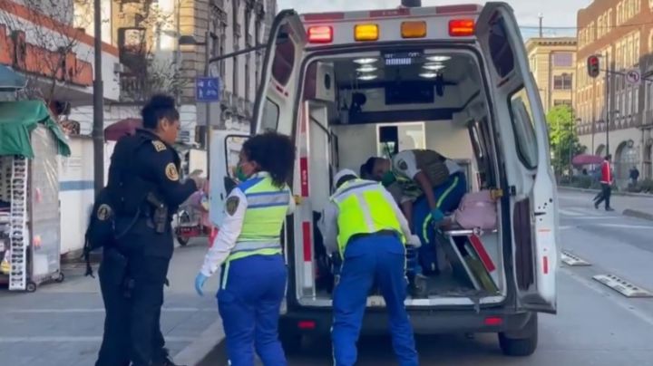 Apuñalan a hombre en la estación Juárez de la Línea 3 del Metro; autoridades investigan