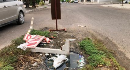 Vecinos denuncian que los drenajes colapsados en Navojoa están en abandono