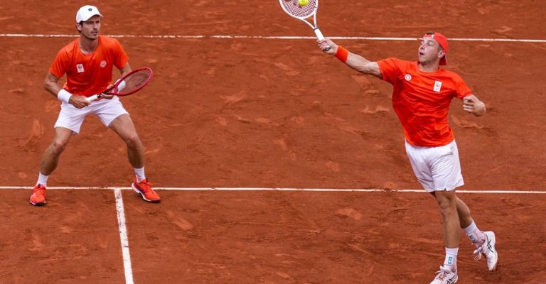Los holandeses no pudieron ante los españoles
