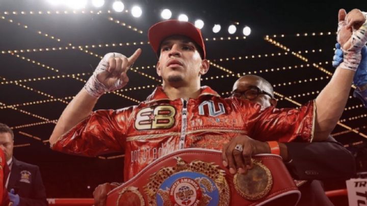 Édgar Berlanga defiende a 'Canelo': "Puede con quien quiera, es una leyenda"