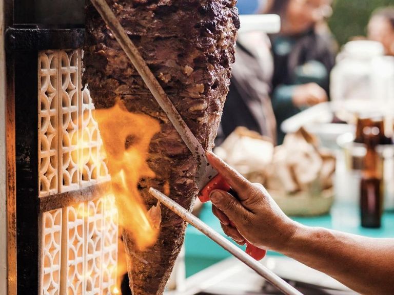 Balean a taquero en la CDMX