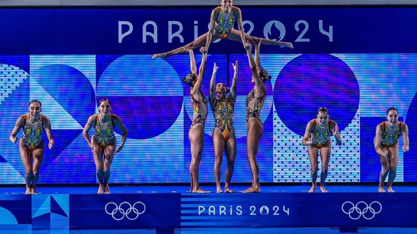 Nadadoras mexicanas brillan en los Juegos Olímpicos de París 2024 por su bello traje