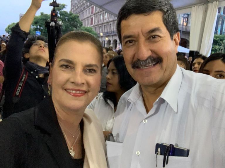 Javier Corral denuncia a Maru Campos