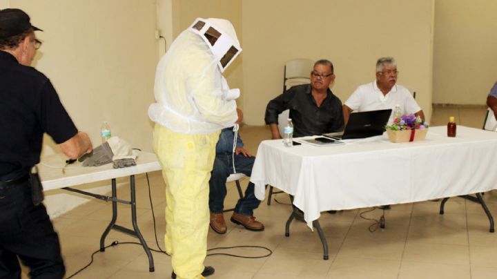 Bomberos son capacitados sobre manejo de enjambres en la región del Mayo