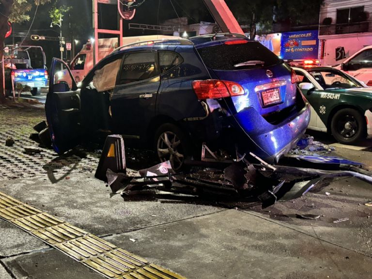 Brutal accidente en la Benito Juárez