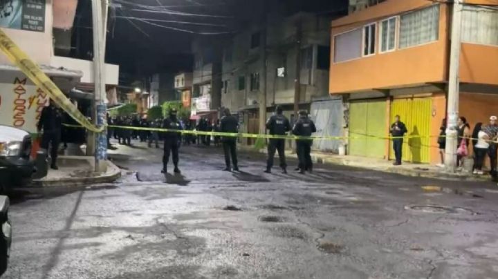 Balacera en Iztapalapa deja un muerto; sicarios irrumpen en tienda de abarrotes