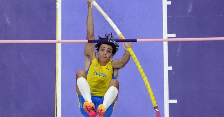 Se eleva y logra su marca