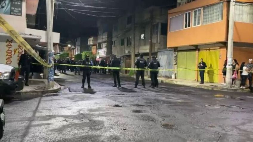 Balacera en Iztapalapa deja un muerto; sicarios irrumpen en tienda de abarrotes