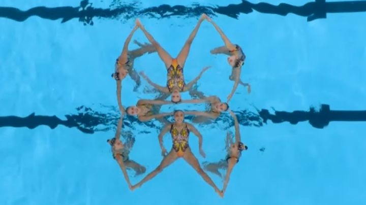 VIDEO: Así nadaron las sirenas mexicanas; presumen trajes de mariposas monarcas