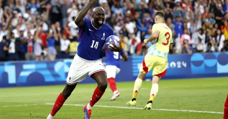 Mateta le había dado vida a les Bleus