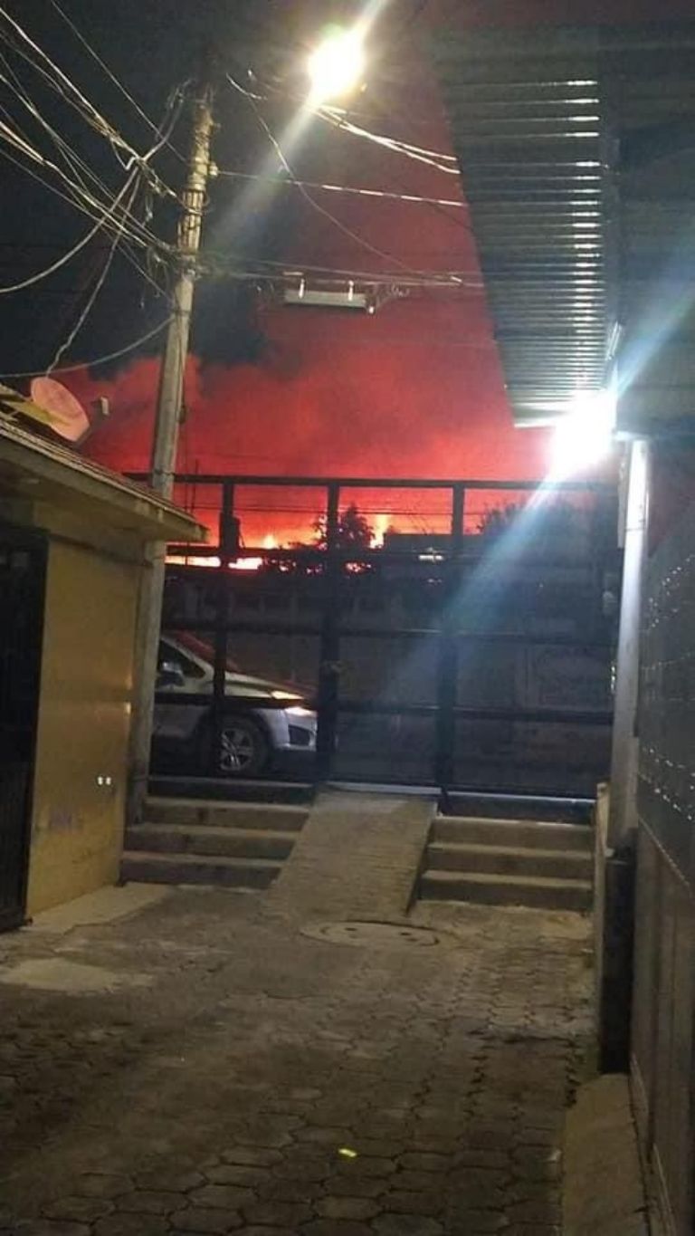 Incendio en maderería de Tultitlán