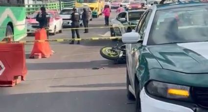 Imágenes fuertes: Motociclista muere atropellado por tráiler en Indios Verdes