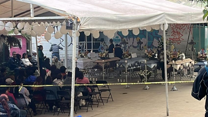 Dan último adiós a víctimas del deslave en Naucalpan; apoyarán a los afectados