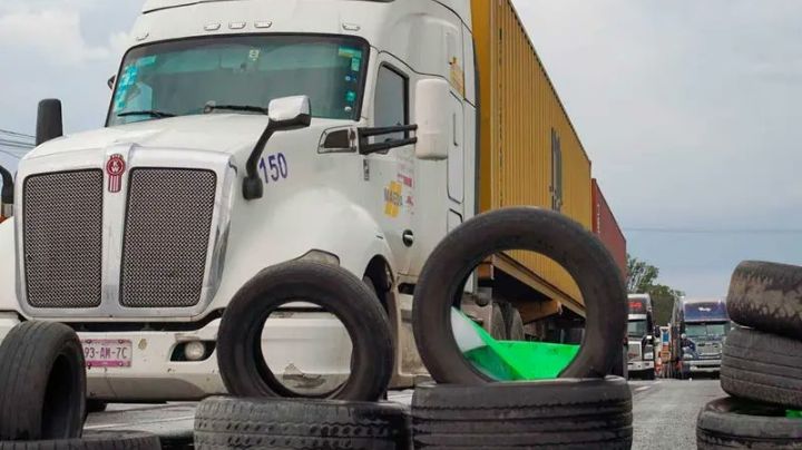 Caos en la carretera México-Pachuca por bloqueo anunciado por vecinos de Pachuca