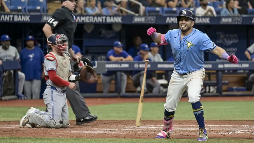¡On fire! Mexicano Jonathan Aranda batea de jonrón por tercer juego consecutivo