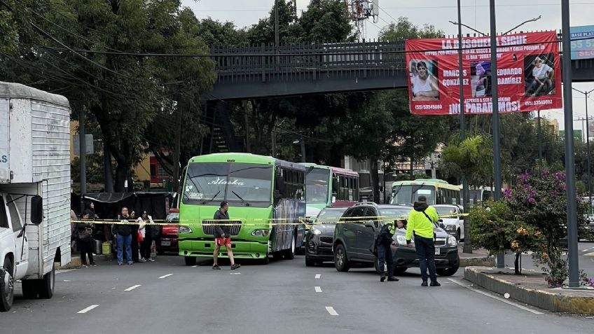 Bloqueo en Santa fe provoca caos a la circulación; exigen servicio de agua