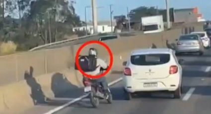 VIDEO: Motociclista muere aplastado por pesado tráiler de carga en Brasil