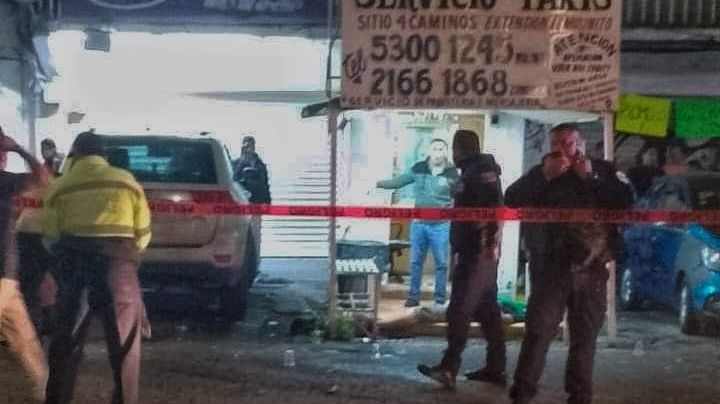 Balacera en Naucalpan: Sicarios armados ejecutan a hombre y hieren a otro en El Molinito